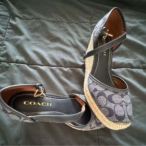 Coach espadrille, rarely worn, excellent condition